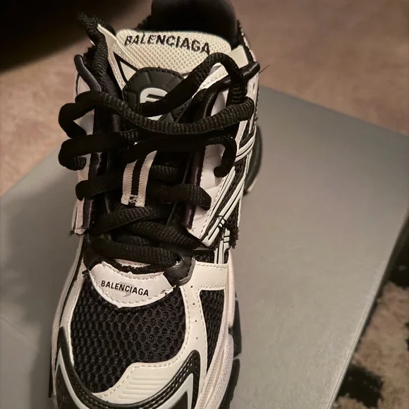 Black and White Women's Sneakers - Picture 3 of 5